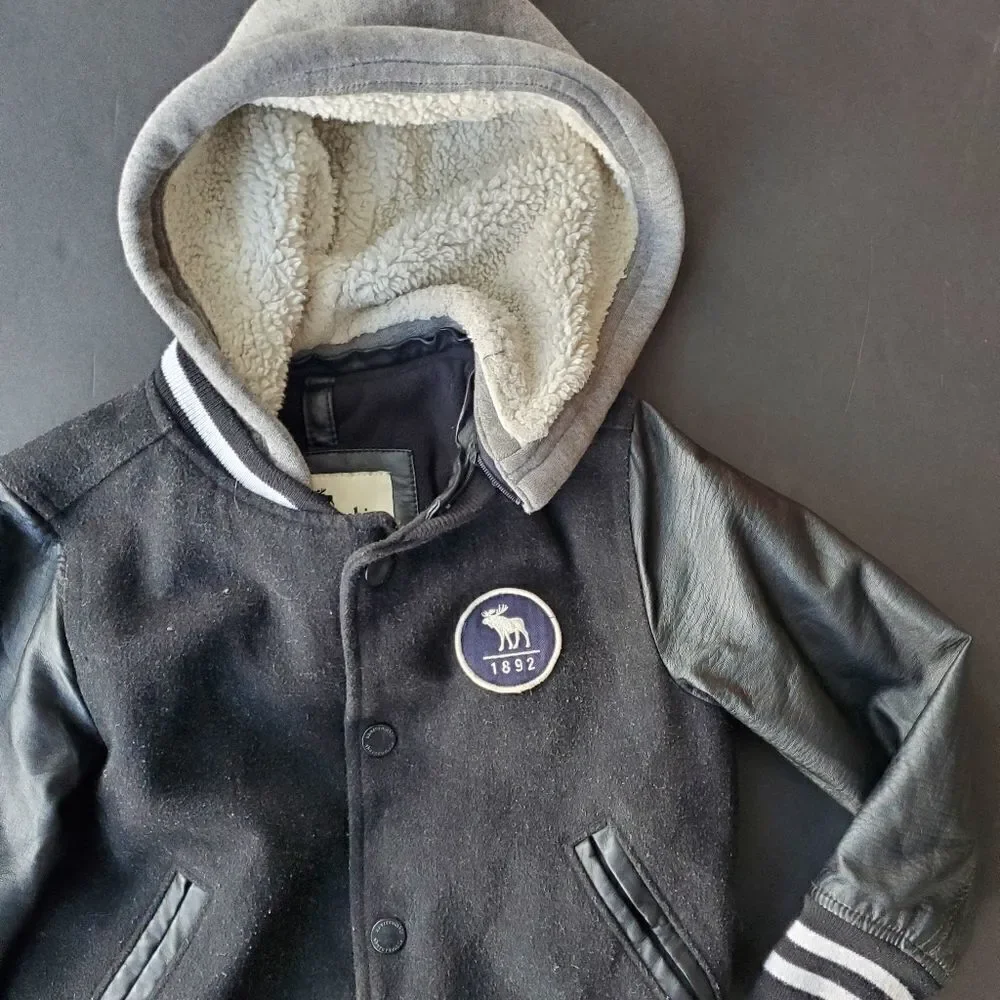 Abercrombie & Fitch black leather
